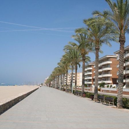 R142 Manila Resort Central Calafell Buitenkant foto